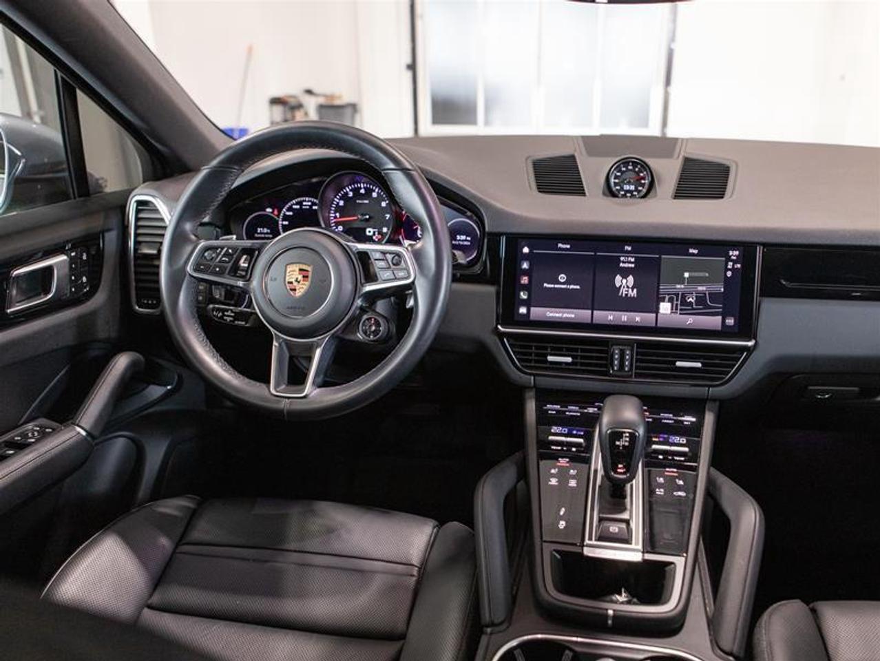 2023 Porsche Cayenne Coupe Photo