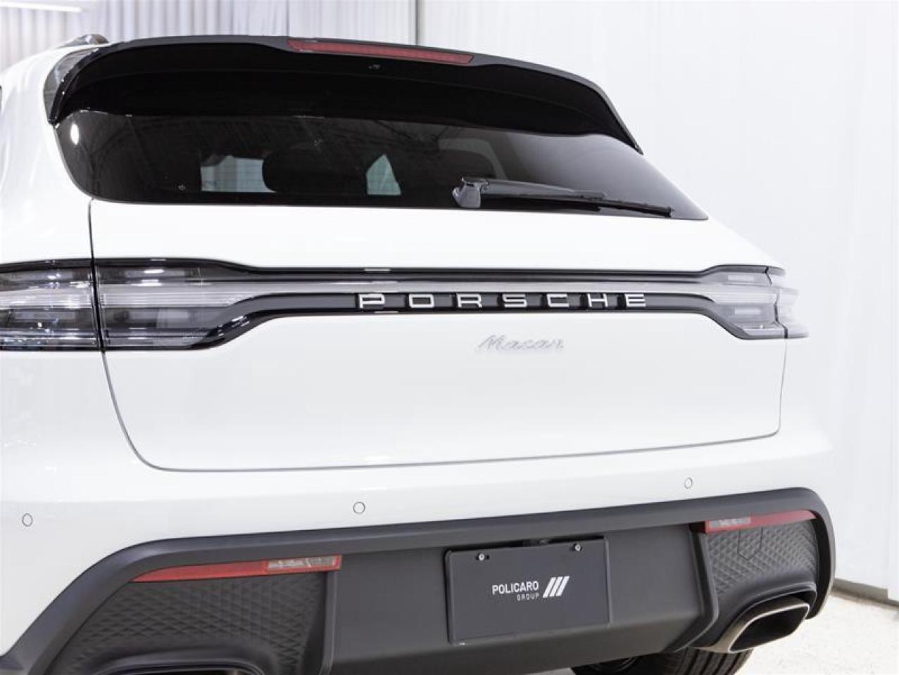 2026 Porsche Macan AWD Photo