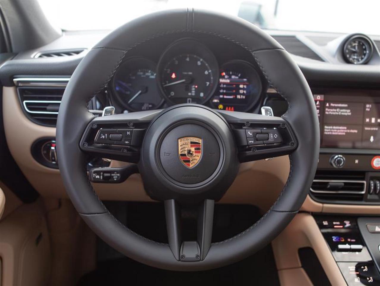 2026 Porsche Macan AWD Photo