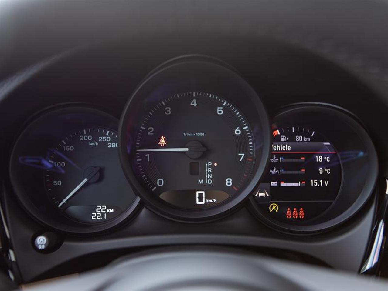 2026 Porsche Macan AWD Photo