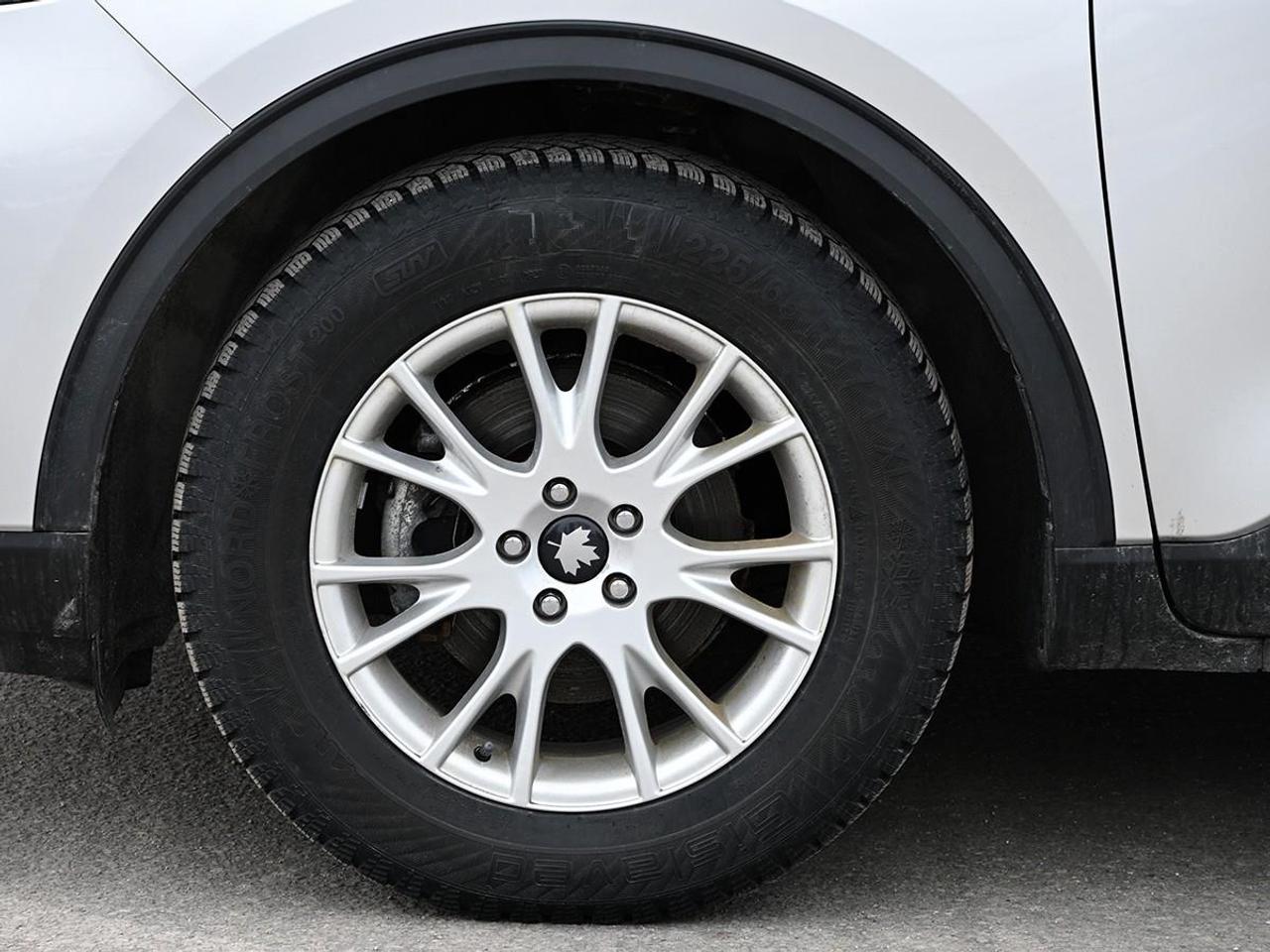 2020 Ford Escape SE 4dr Front-wheel Drive Photo