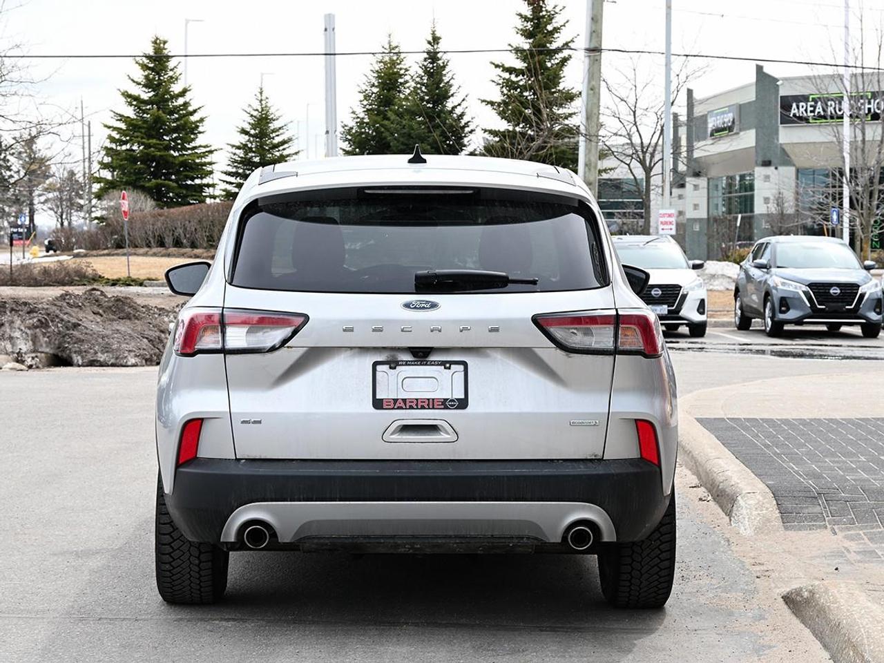 2020 Ford Escape SE 4dr Front-wheel Drive Photo