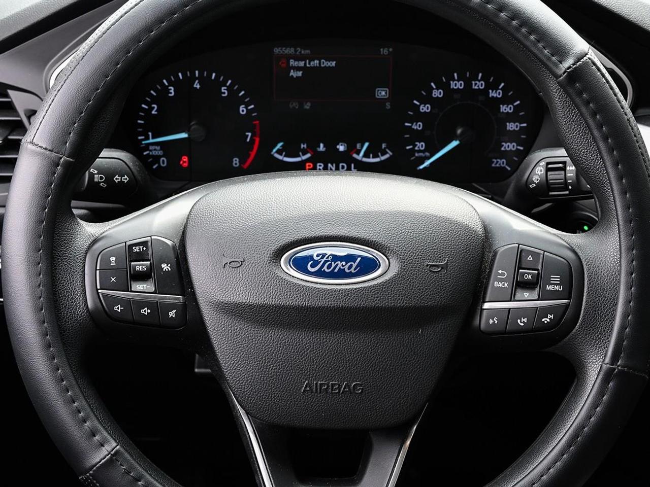 2020 Ford Escape SE 4dr Front-wheel Drive Photo