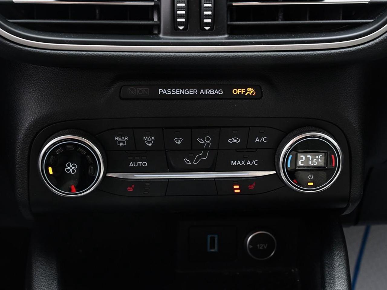 2020 Ford Escape SE 4dr Front-wheel Drive Photo