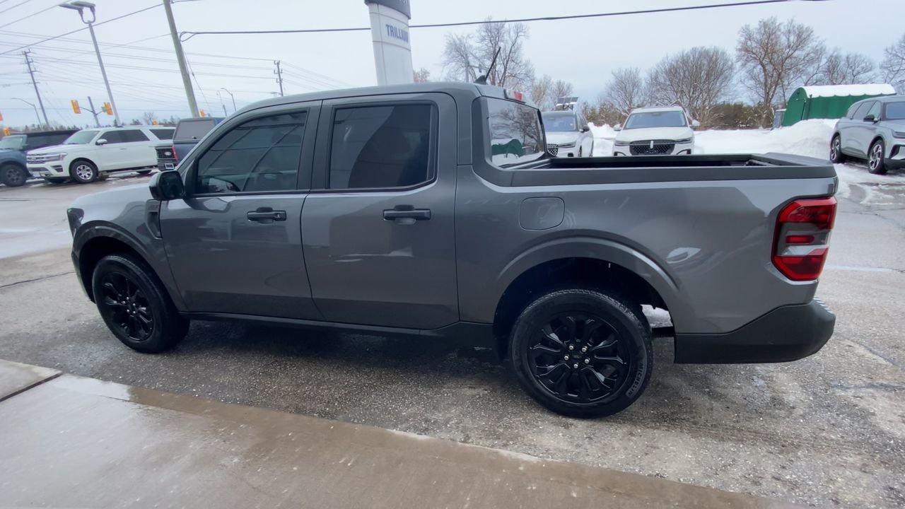 2024 Ford Maverick XLT Photo