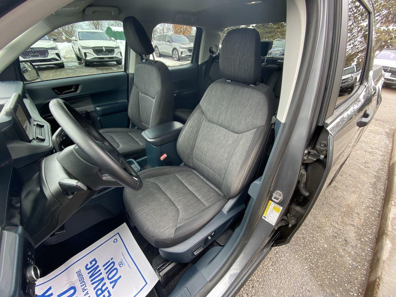 2024 Ford Maverick XLT Photo