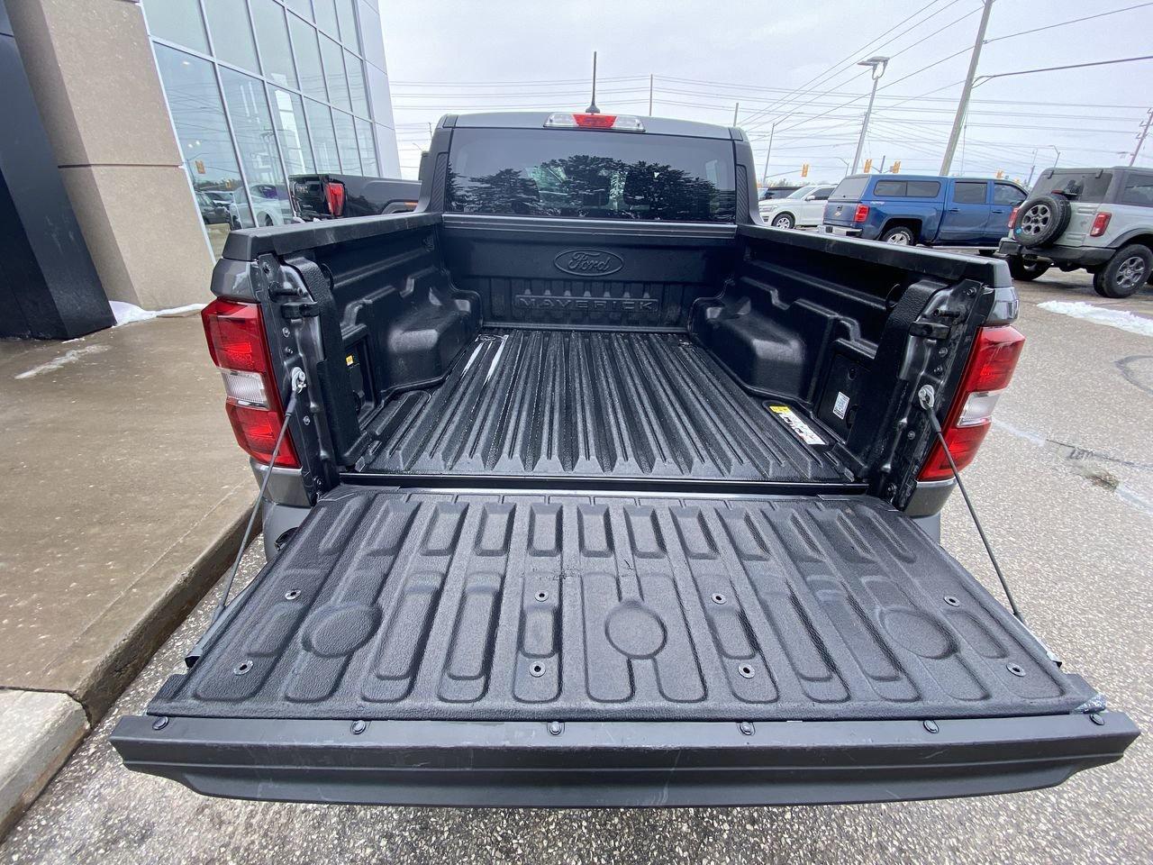 2024 Ford Maverick XLT Photo