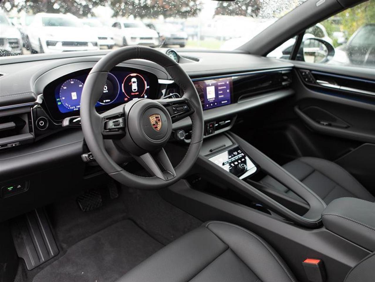 2025 Porsche Macan Electric 4 AWD Photo