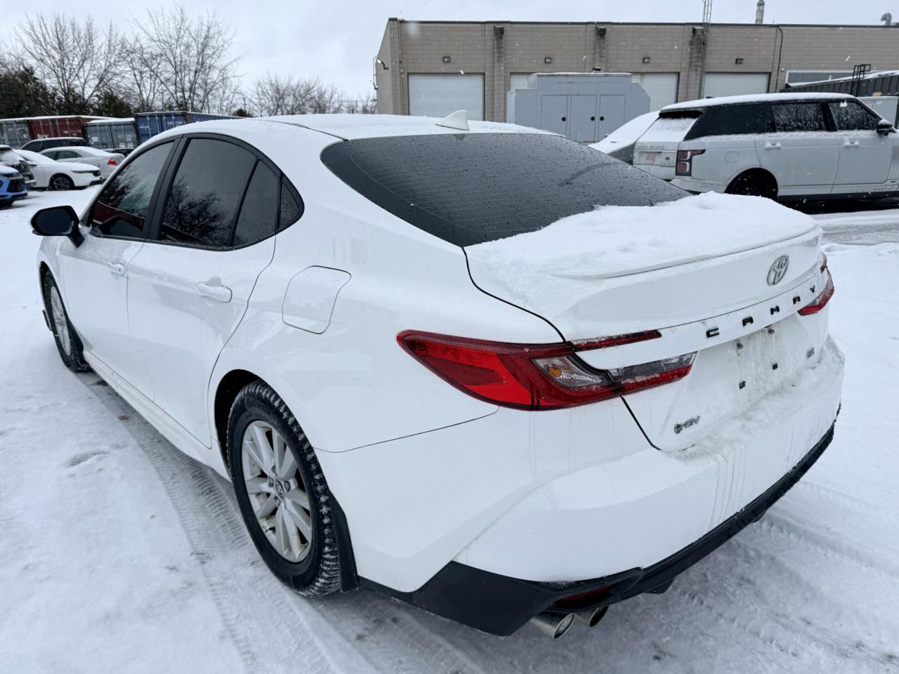 2025 Toyota Camry SE 4dr Front-Wheel Drive Sedan Photo