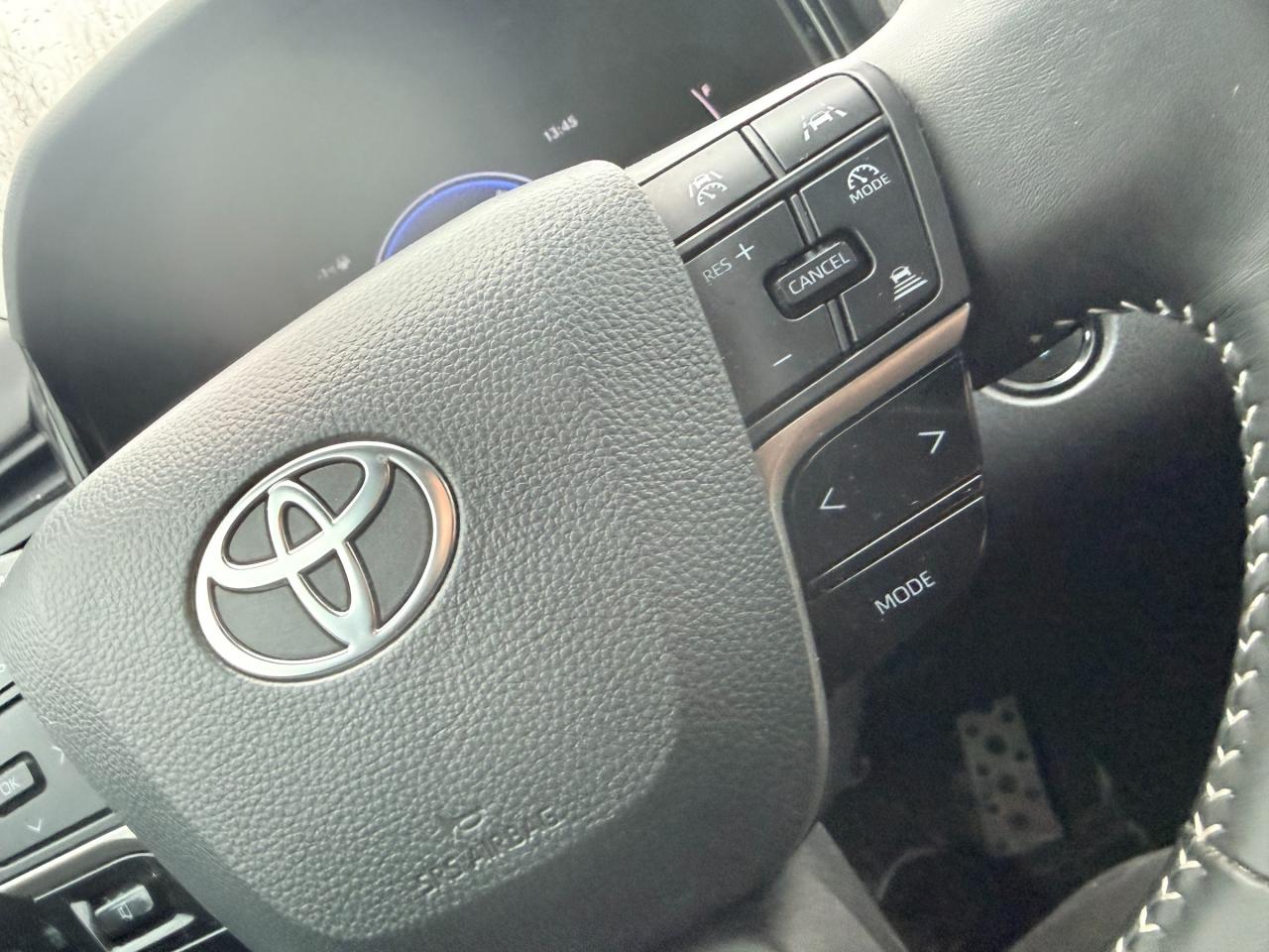 2025 Toyota Camry SE 4dr Front-Wheel Drive Sedan Photo