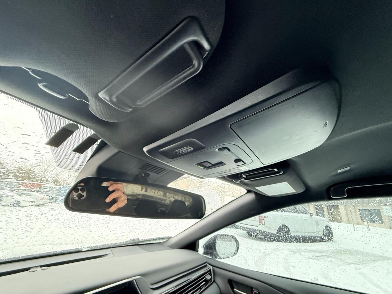 2025 Toyota Camry SE 4dr Front-Wheel Drive Sedan Photo