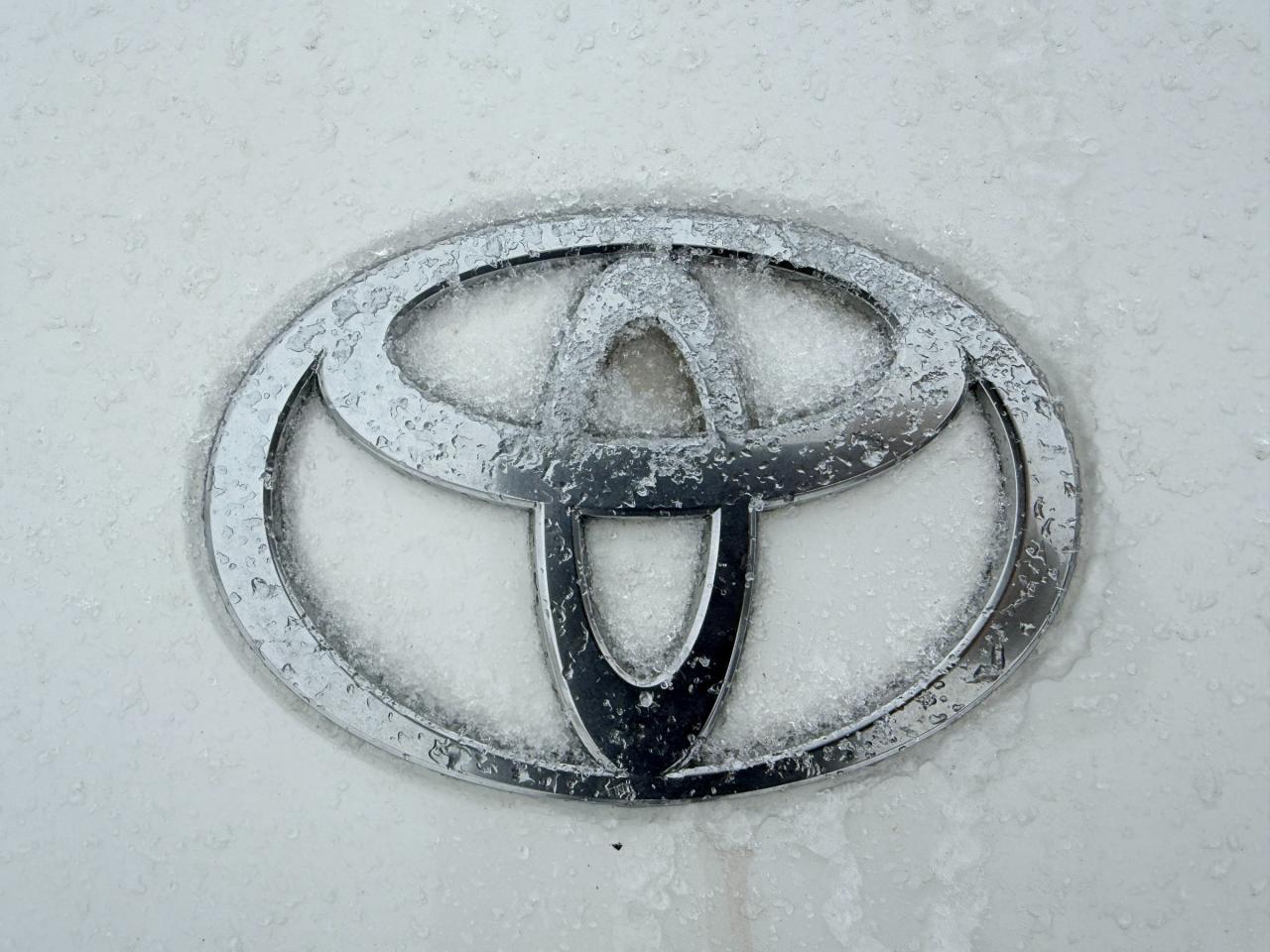 2025 Toyota Camry SE 4dr Front-Wheel Drive Sedan Photo