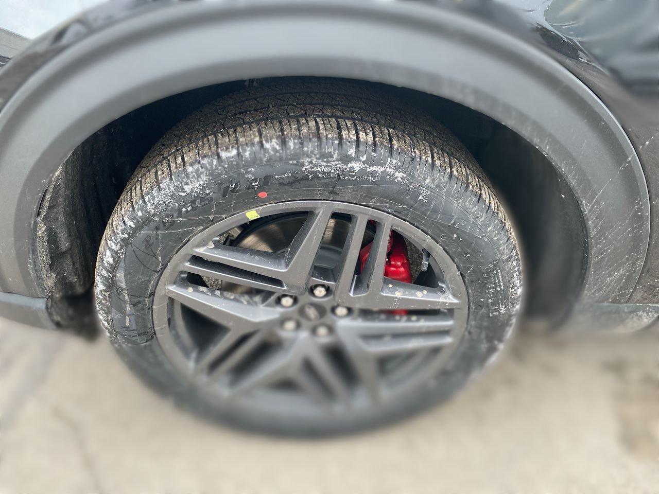 2026 Ford Explorer ST-Line Photo