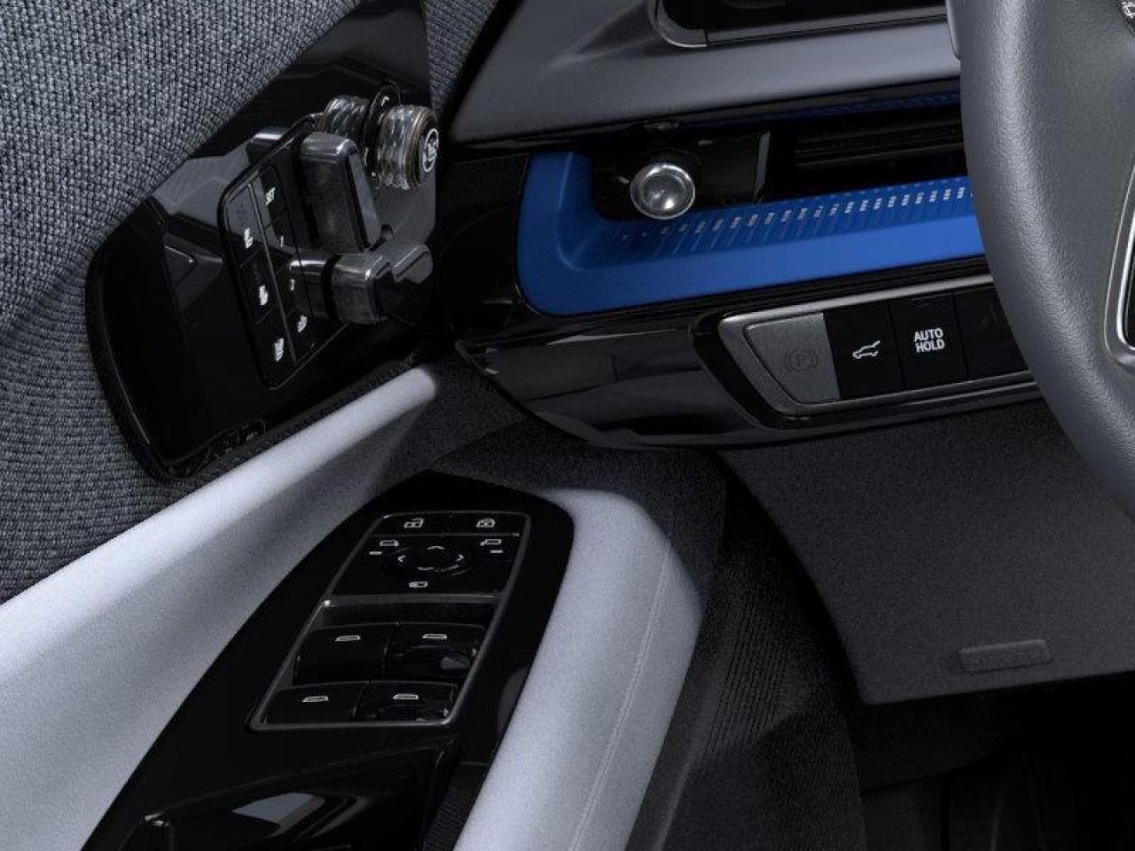 2026 Cadillac OPTIQ Premium Sport 4dr Photo