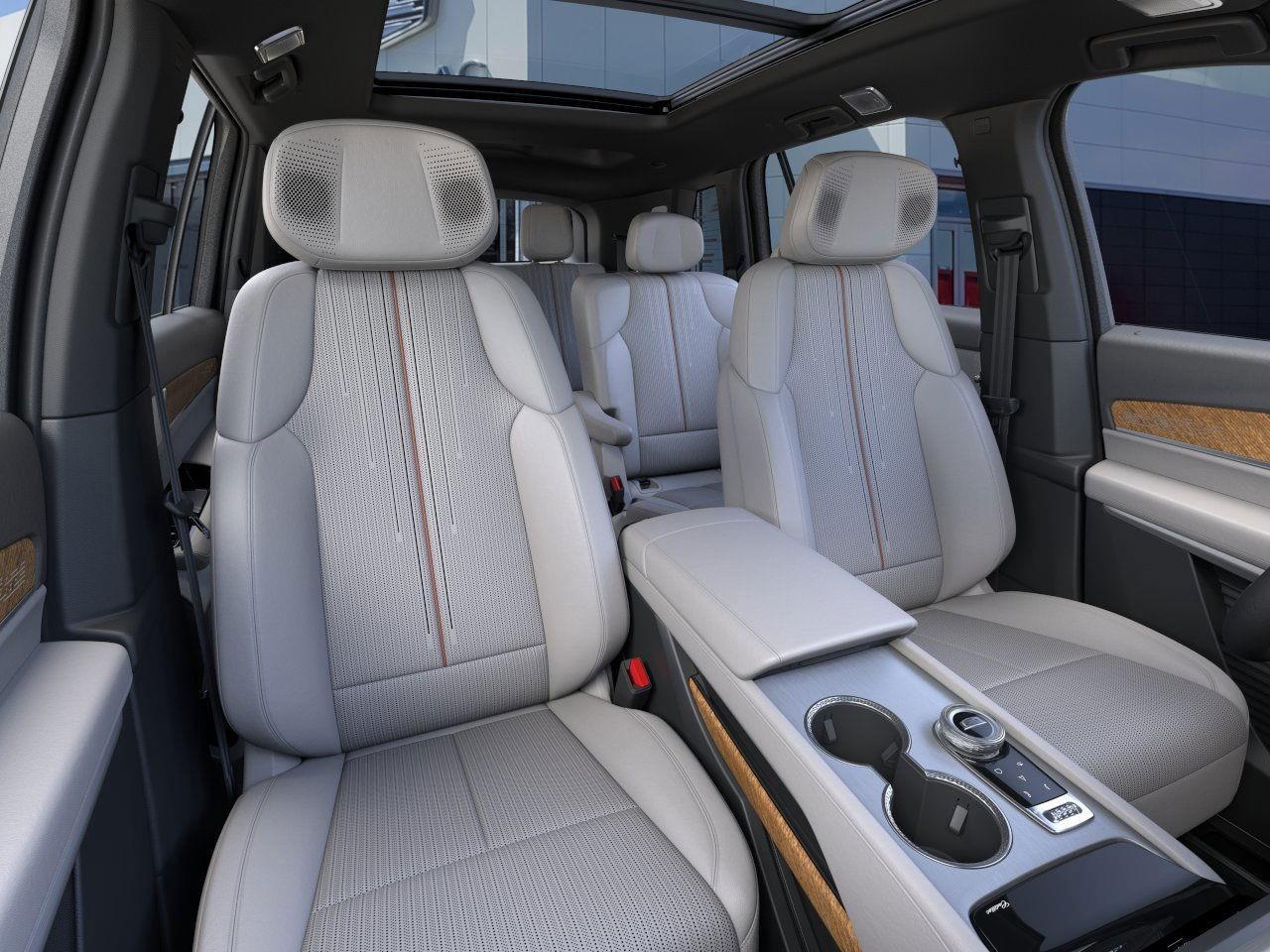 2026 Cadillac VISTIQ Sport 4dr All-Wheel Drive Photo