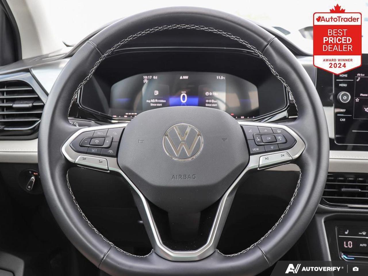 2025 Volkswagen Taos Trendline 4dr All-Wheel Drive 4MOTION Photo
