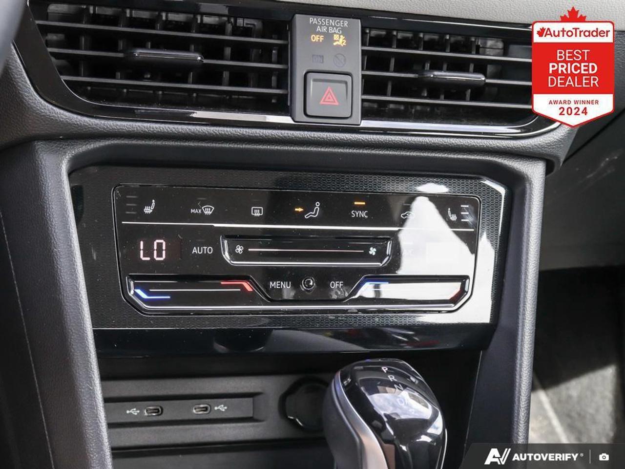 2025 Volkswagen Taos Trendline 4dr All-Wheel Drive 4MOTION Photo