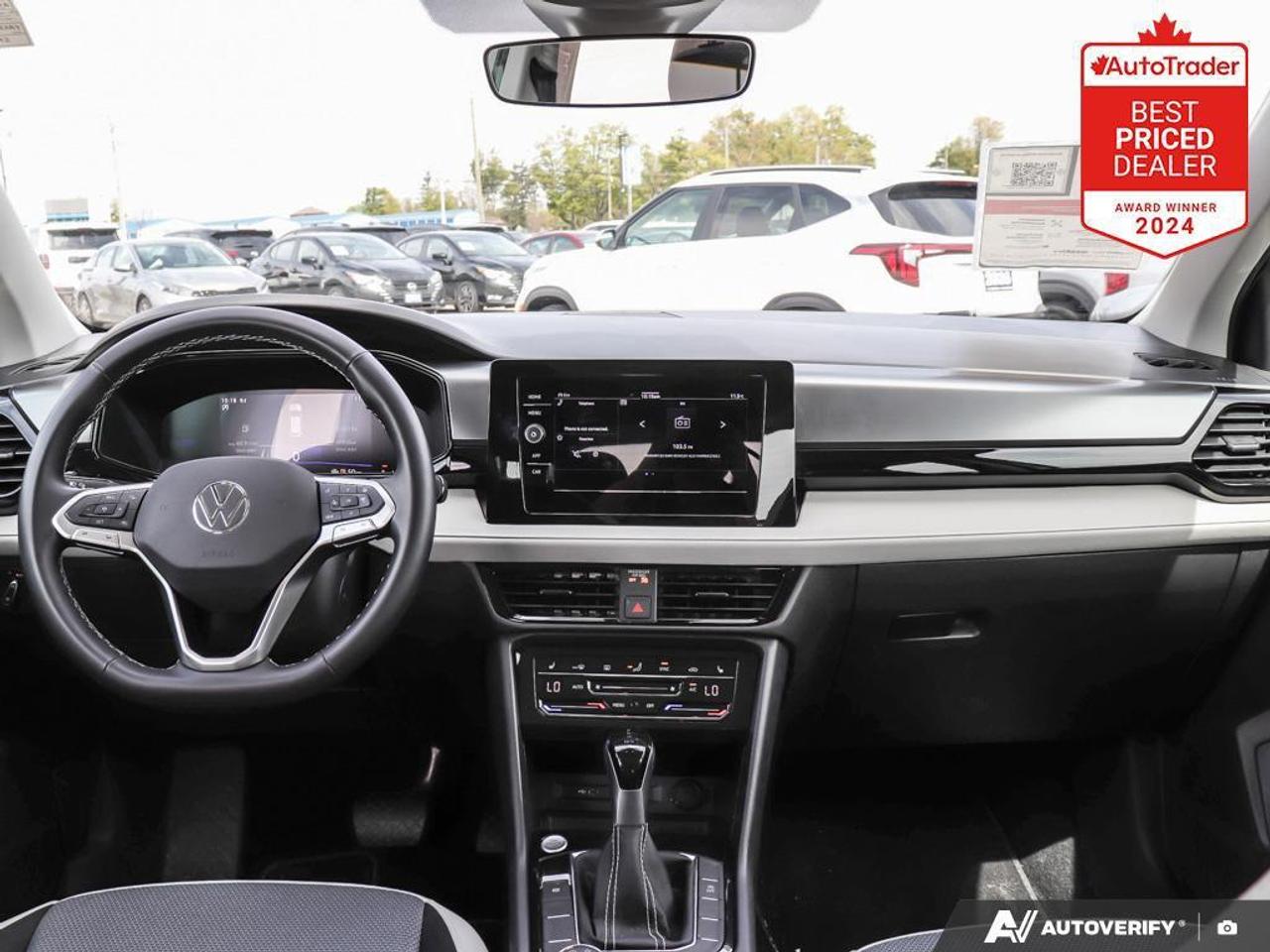 2025 Volkswagen Taos Trendline 4dr All-Wheel Drive 4MOTION Photo