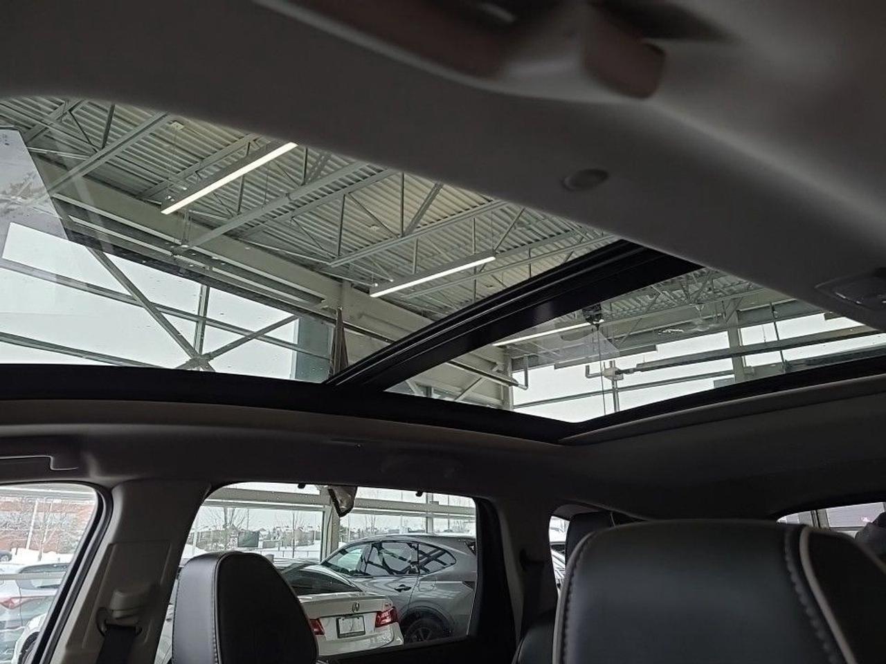 2022 Acura MDX Platinum Elite SH-AWD (SORRY SOLD SOLD SOLD) Photo