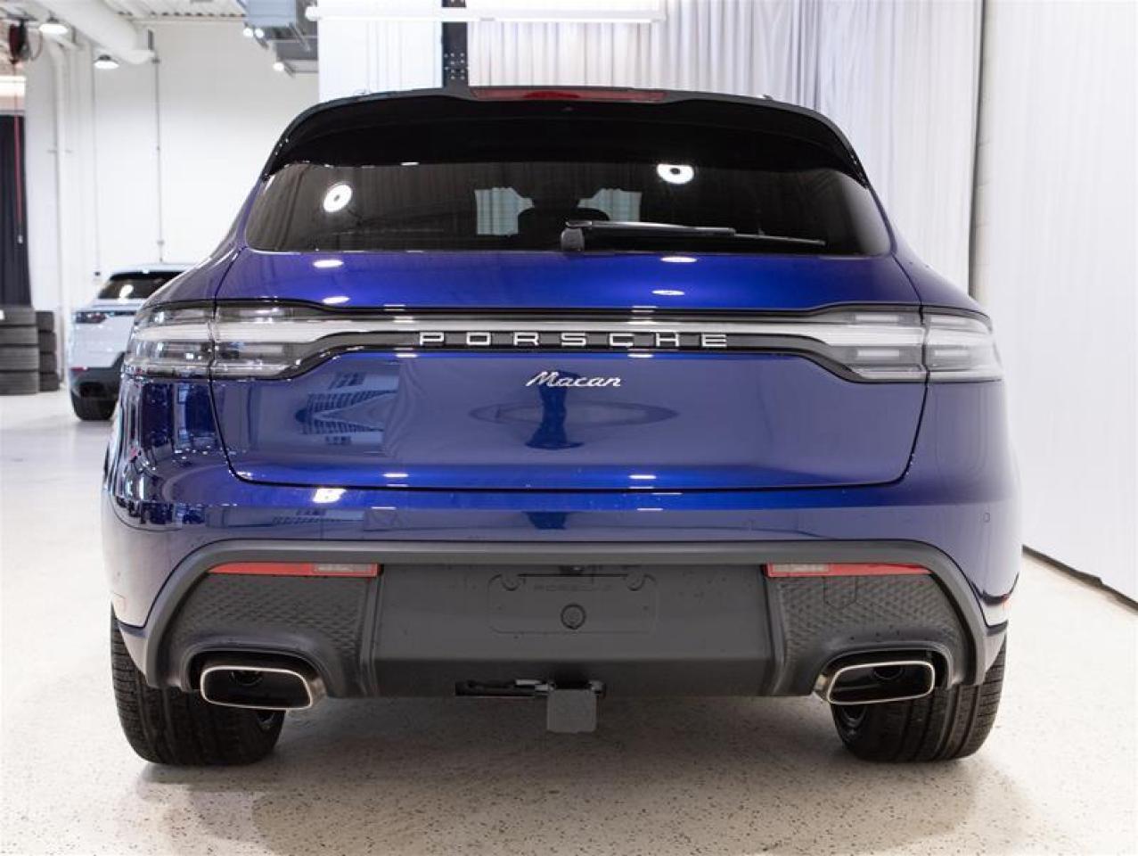 2026 Porsche Macan AWD Photo