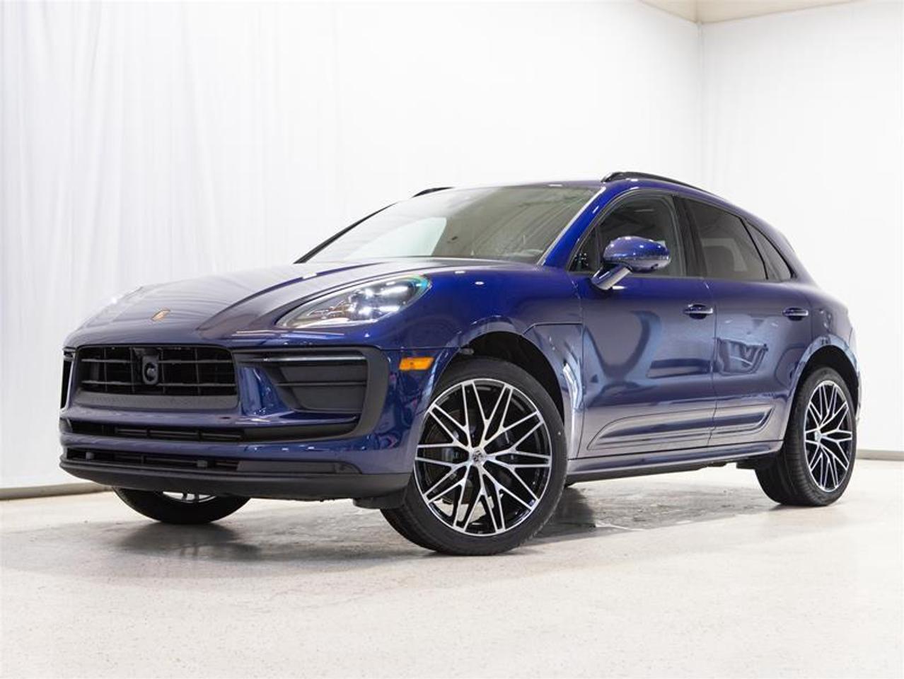 2026 Porsche Macan AWD Photo0