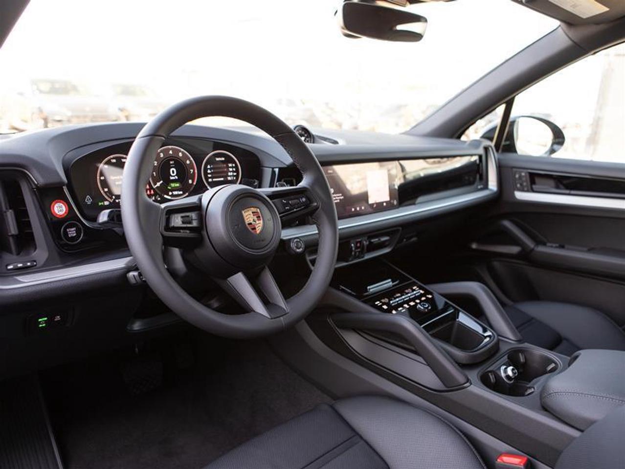 2026 Porsche Cayenne e-Hybrid AWD Photo