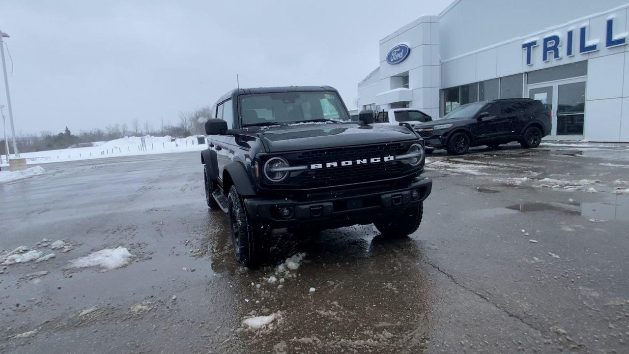 2026 Ford Bronco Badlands Photo2