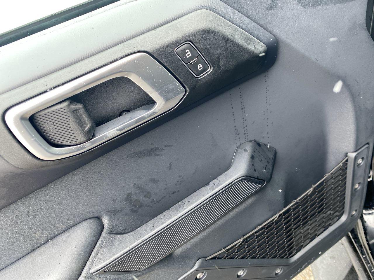 2026 Ford Bronco Badlands Photo