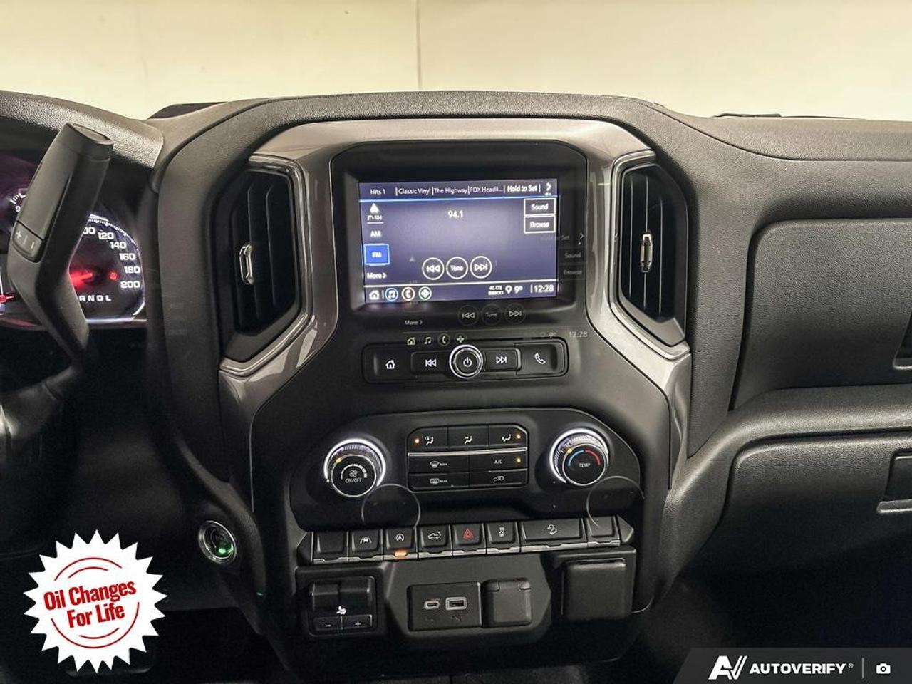 2023 Chevrolet Silverado 1500 Crew Cab Short Box 4-Wheel Drive Custom Trail Boss Photo