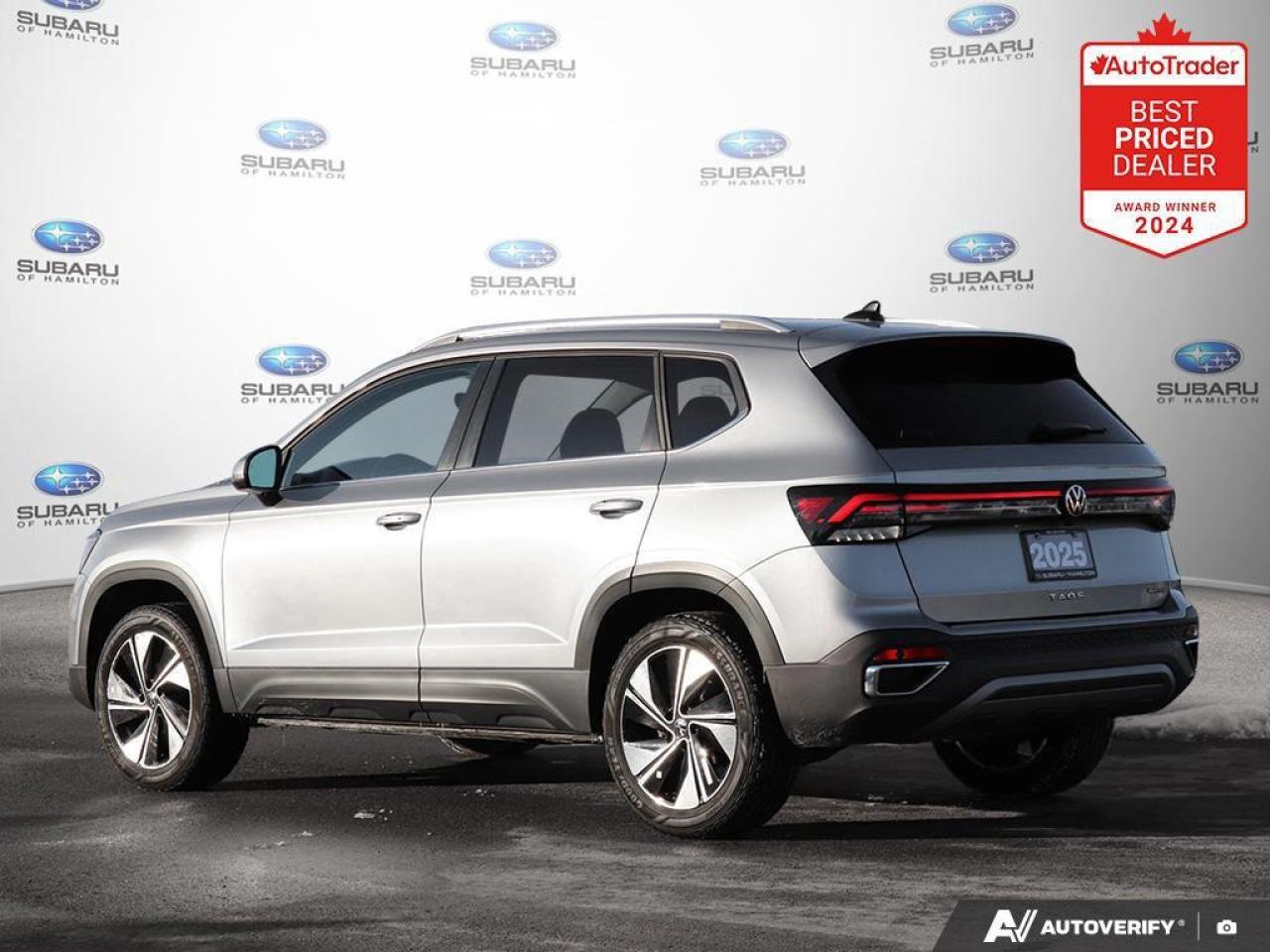 2025 Volkswagen Taos Comfortline 4dr All-Wheel Drive 4MOTION Photo2