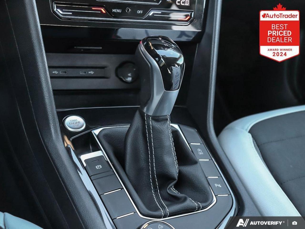 2025 Volkswagen Taos Comfortline 4dr All-Wheel Drive 4MOTION Photo