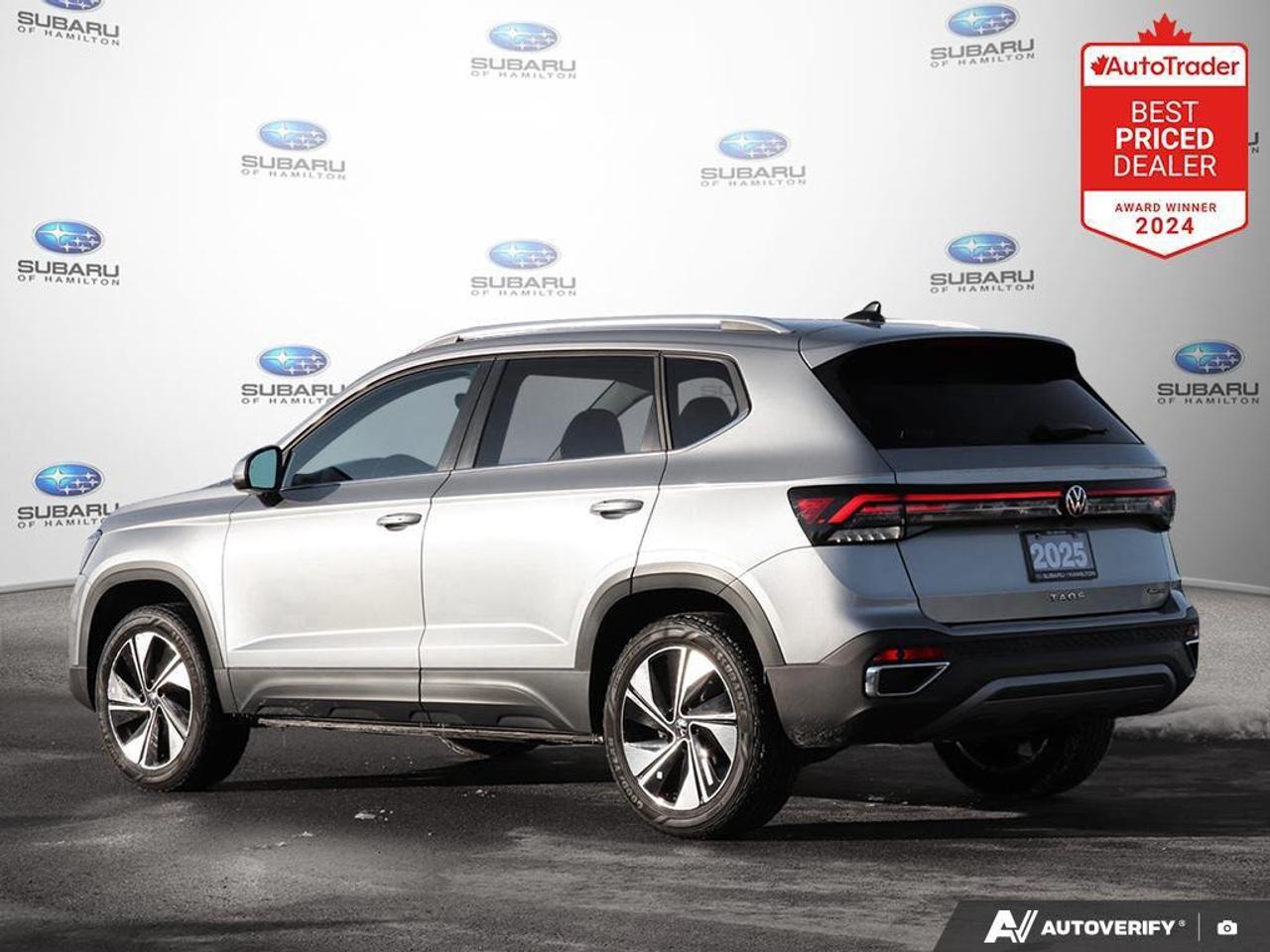 2025 Volkswagen Taos Comfortline 4dr All-Wheel Drive 4MOTION Photo2