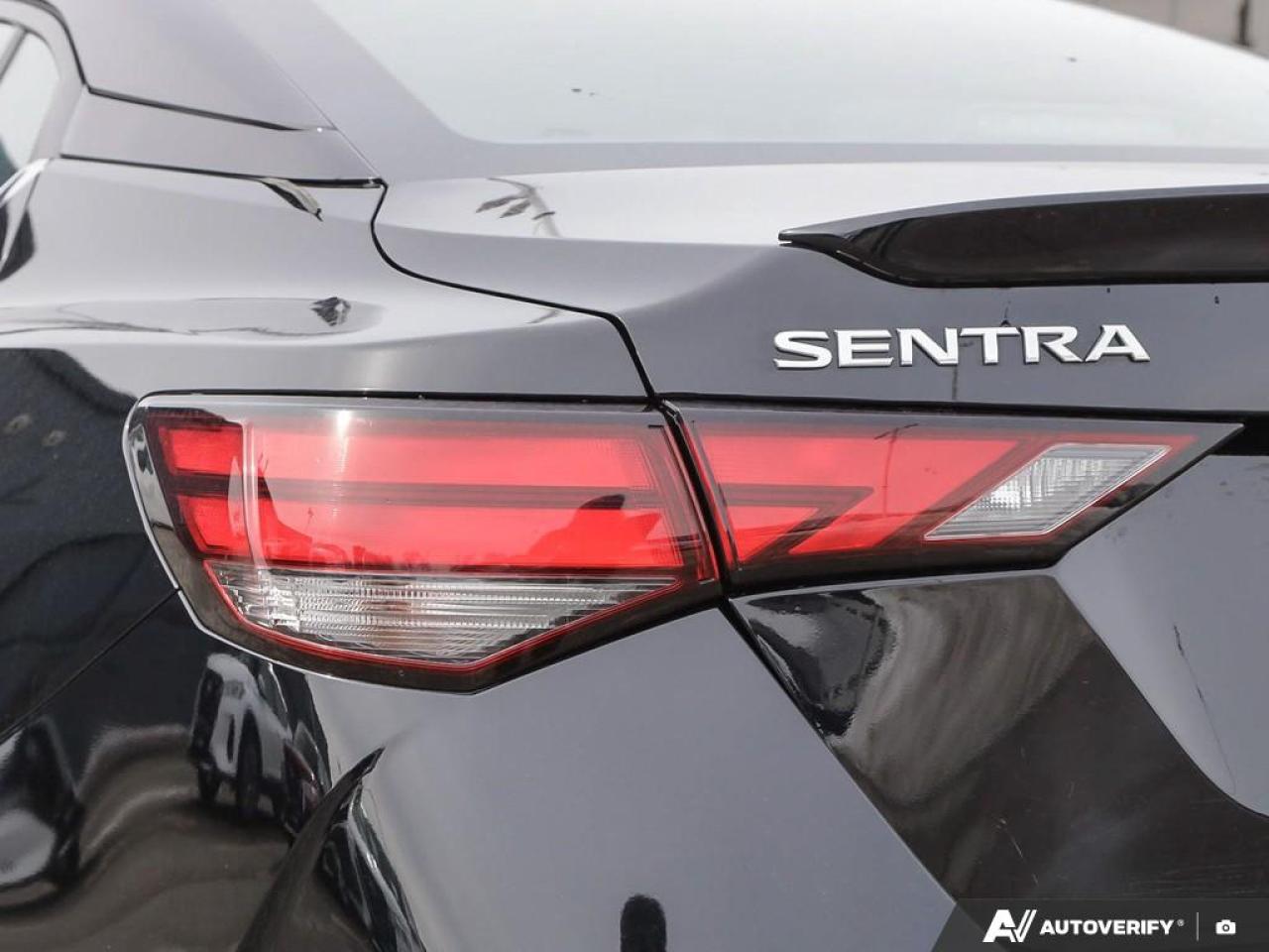 2021 Nissan Sentra SR 4dr Sedan Photo