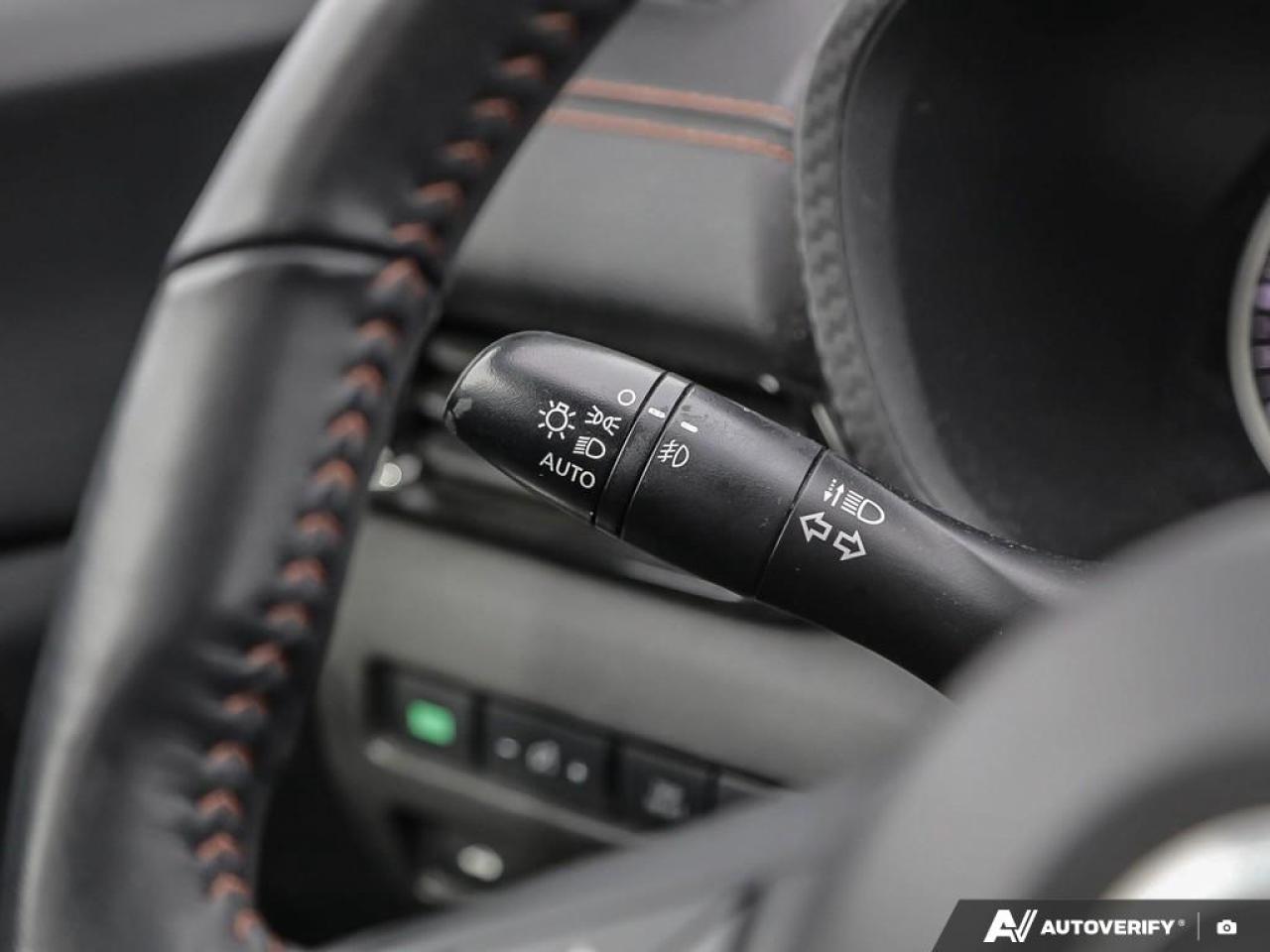 2021 Nissan Sentra SR 4dr Sedan Photo