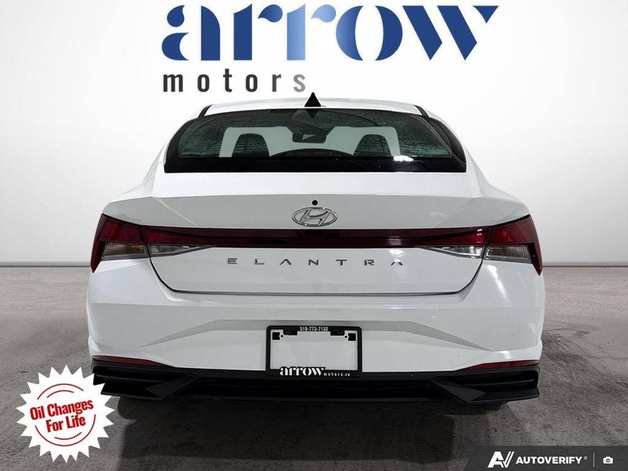 2022 Hyundai Elantra Preferred IVT Photo