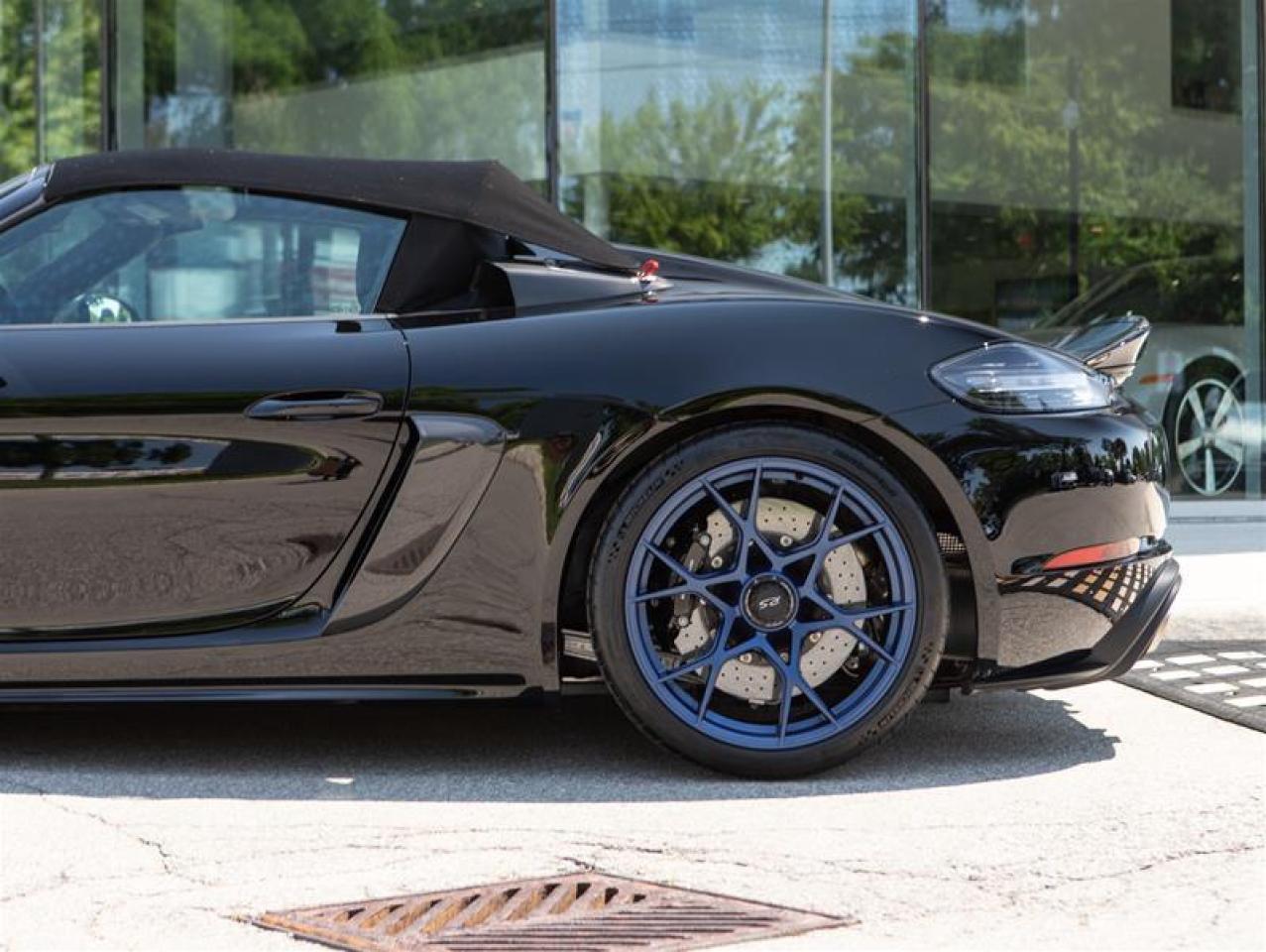 2025 Porsche 718 Spyder RS Roadster Photo