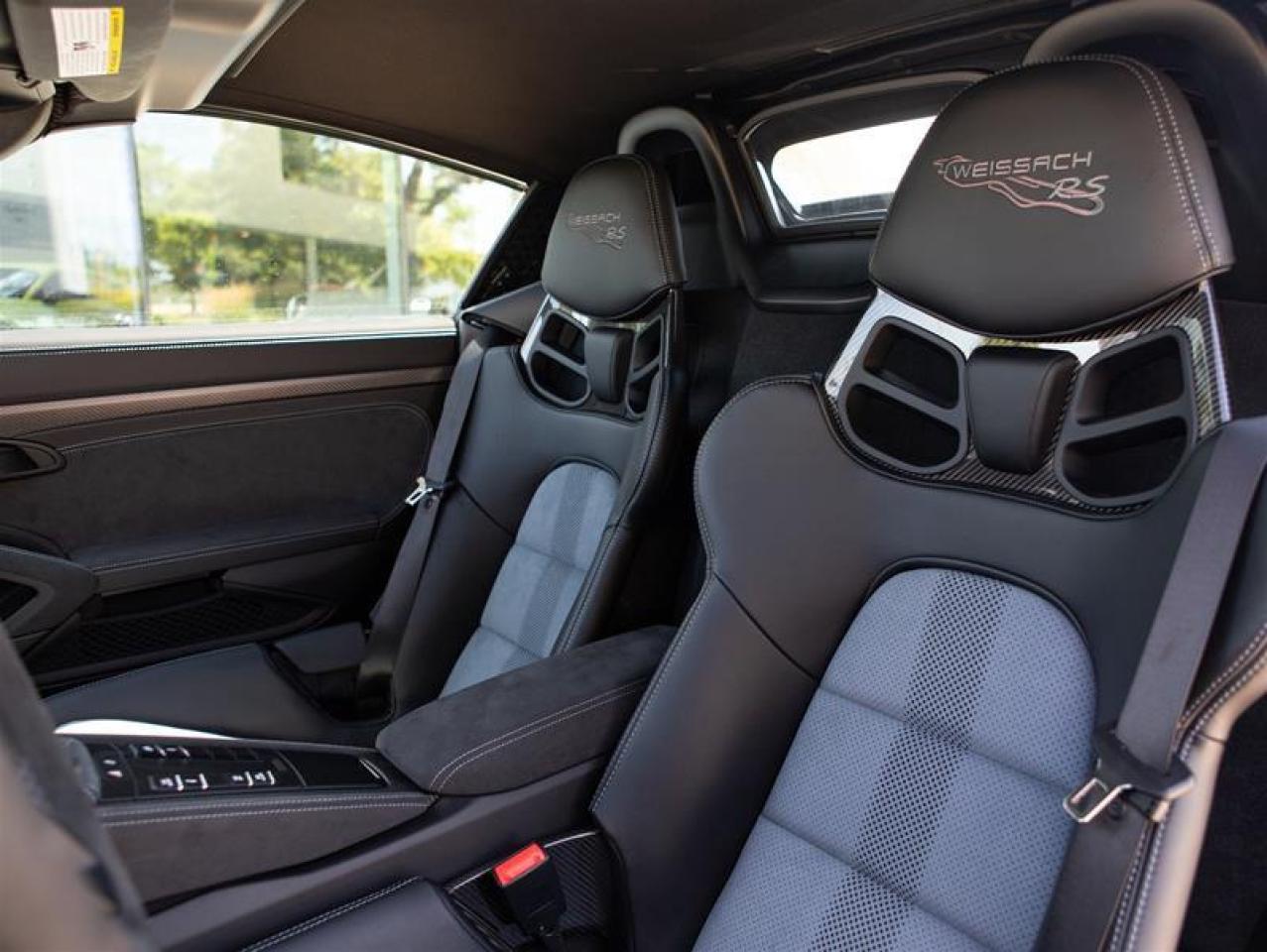 2025 Porsche 718 Spyder RS Roadster Photo