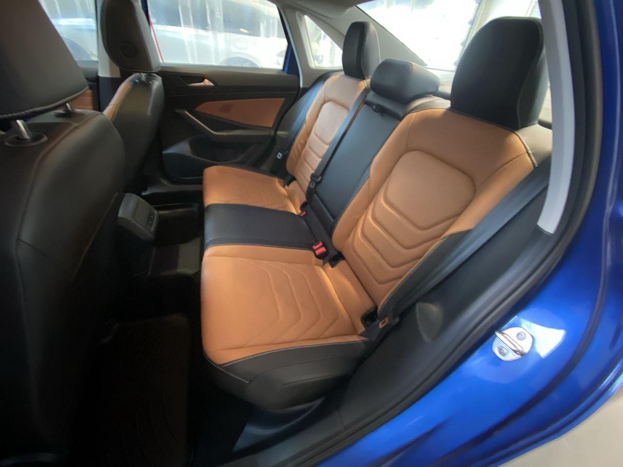 2024 Volkswagen Jetta HIGHLINE Photo