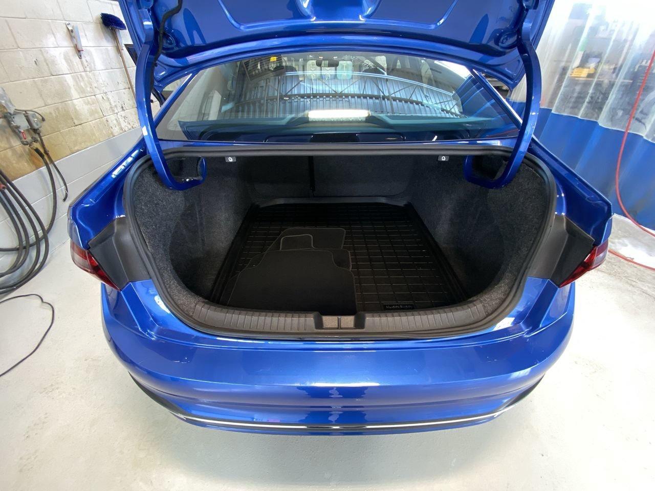 2024 Volkswagen Jetta HIGHLINE Photo