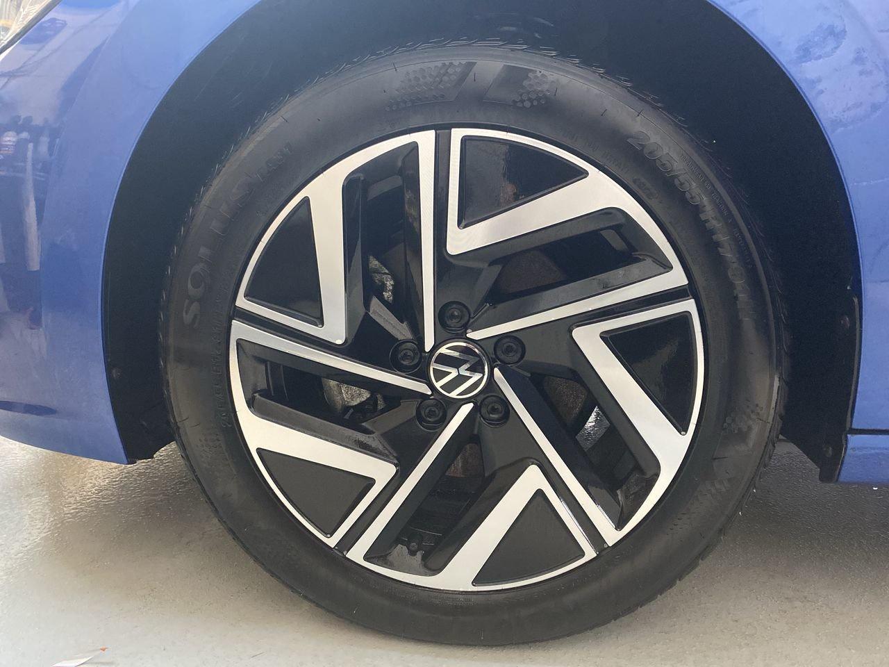 2024 Volkswagen Jetta HIGHLINE Photo