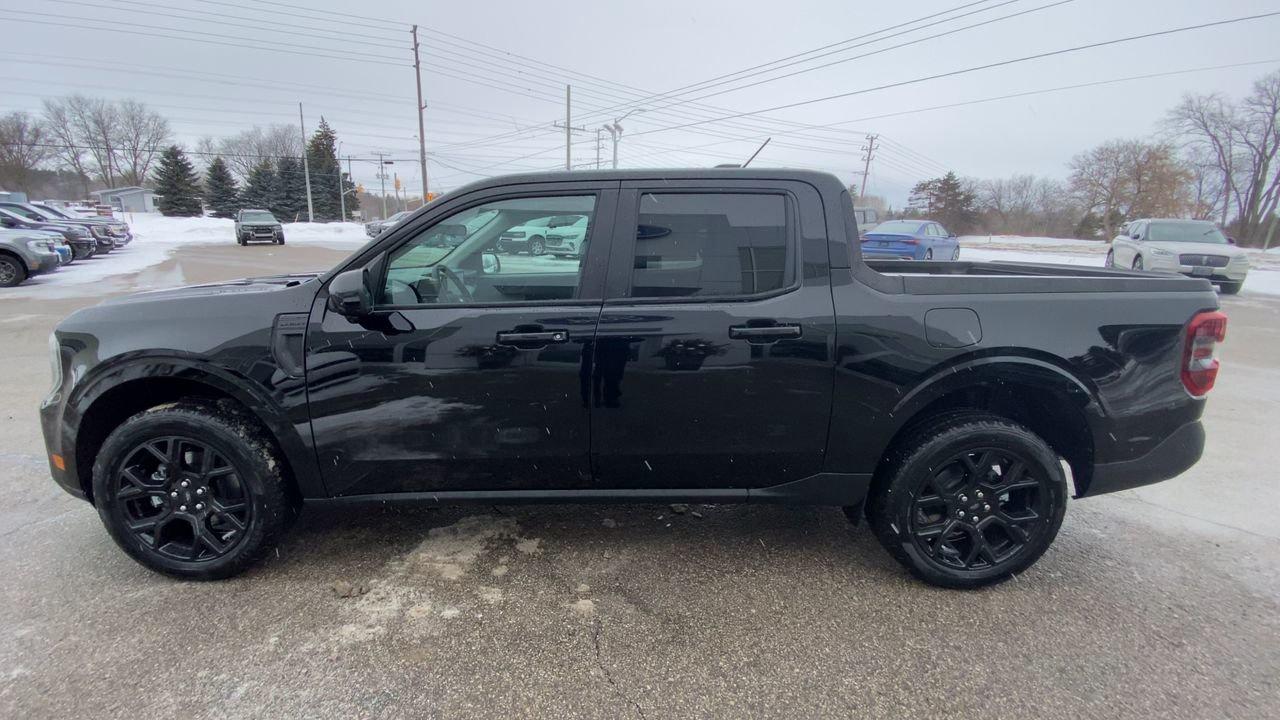 2026 Ford Maverick Hybrid Lariat Photo