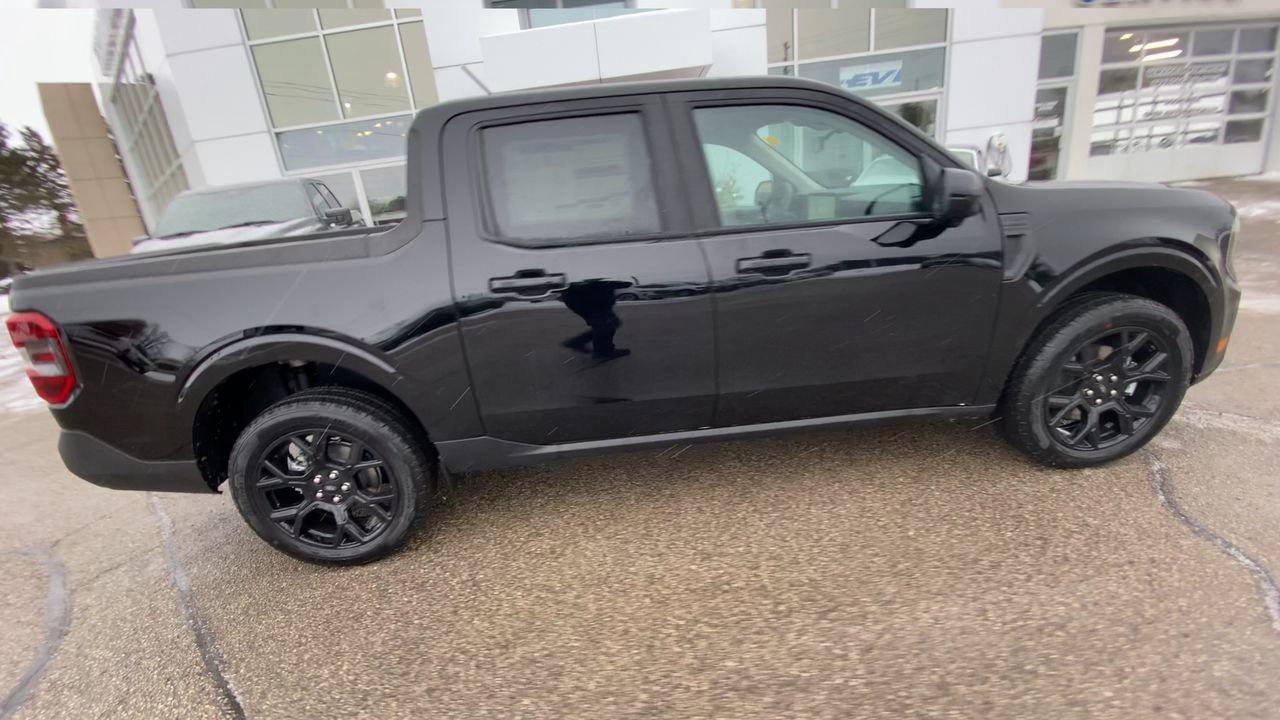 2026 Ford Maverick Hybrid Lariat Photo