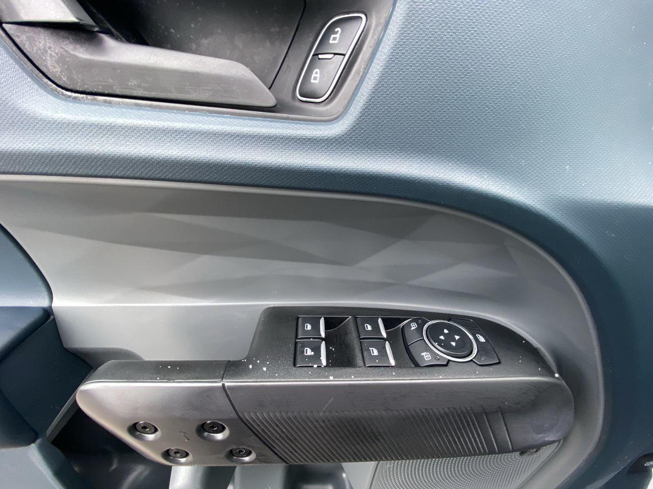 2026 Ford Maverick Hybrid Lariat Photo