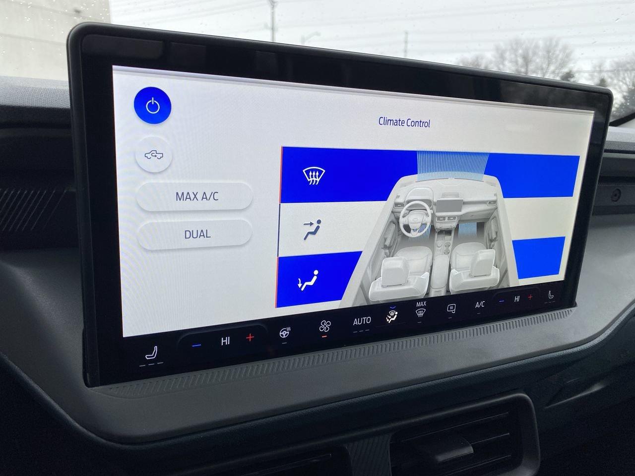 2026 Ford Maverick Hybrid Lariat Photo