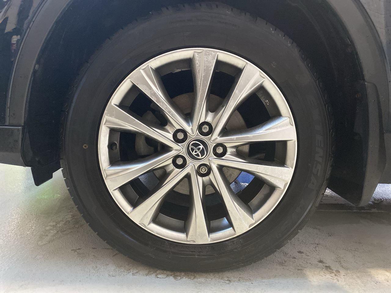 2018 Toyota RAV4 LIMITED  Photo