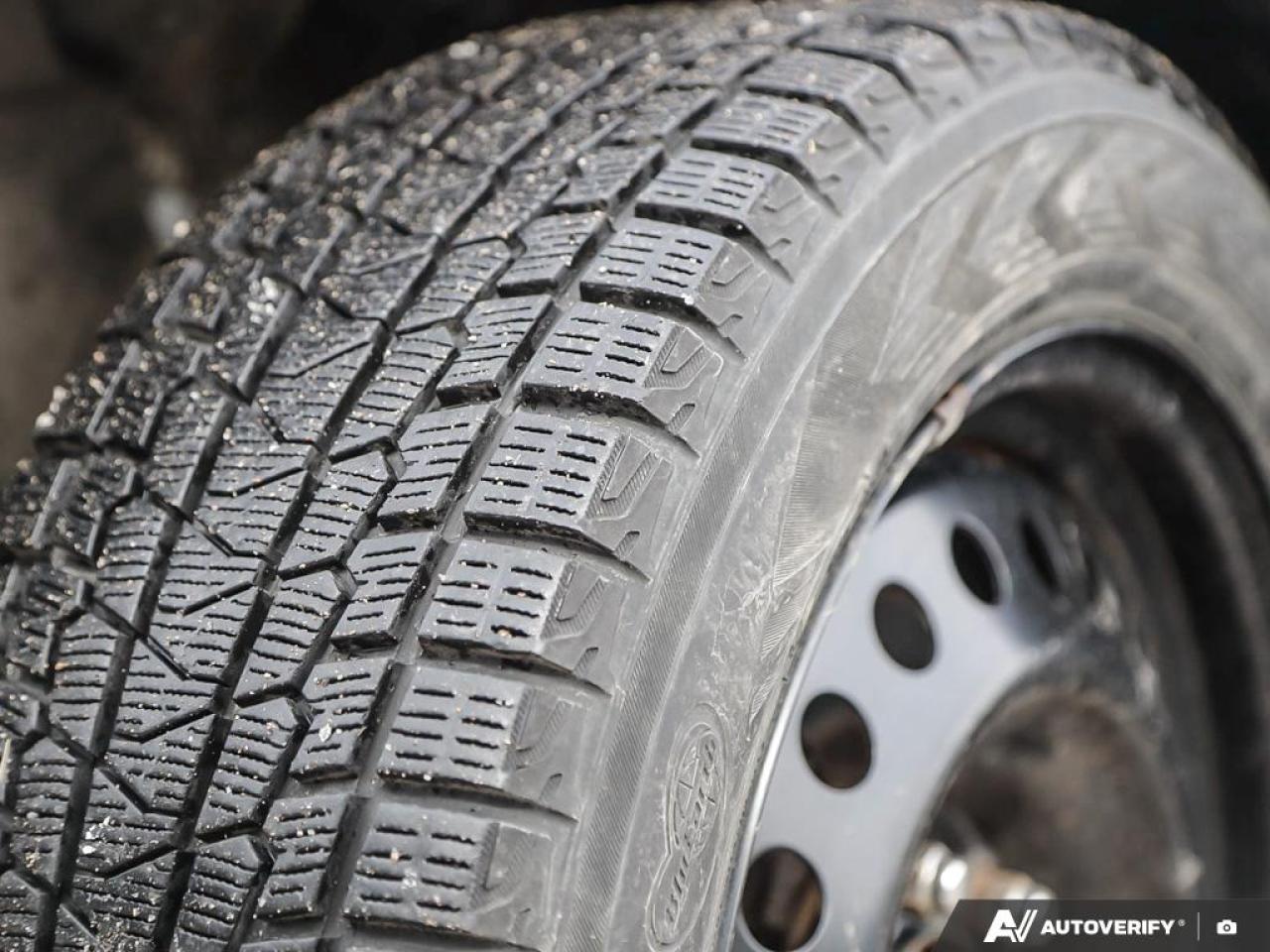 2017 Nissan Juke SV (CVT) 4dr All-Wheel Drive Photo