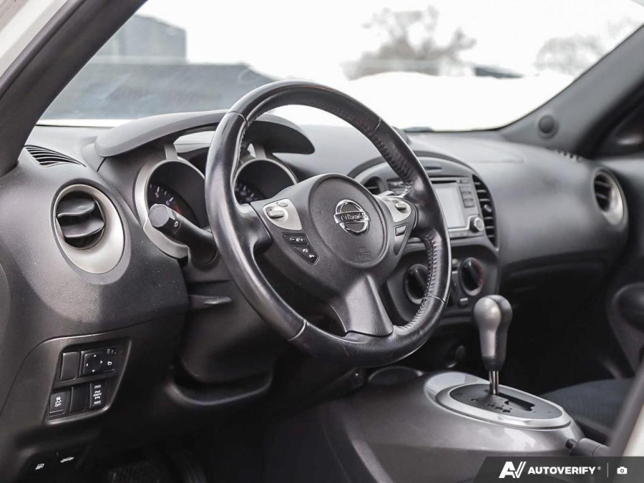 2017 Nissan Juke SV (CVT) 4dr All-Wheel Drive Photo