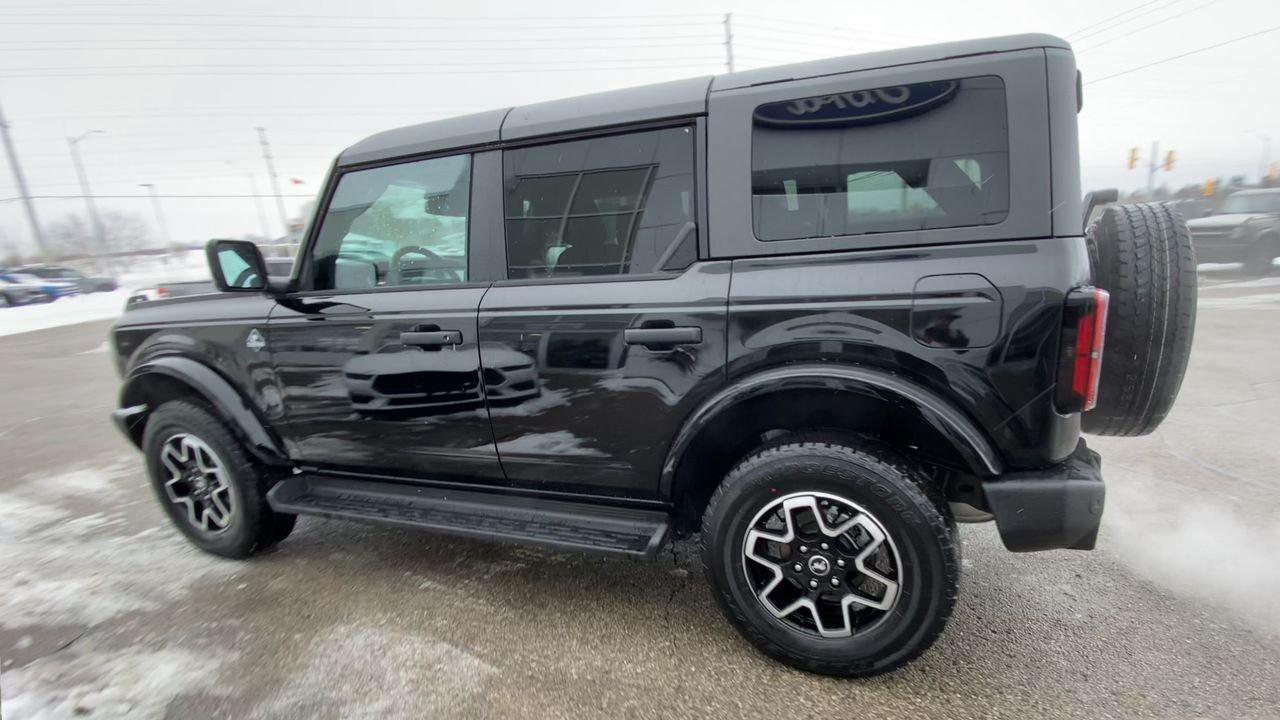 2026 Ford Bronco 4 Door Outer Banks Photo