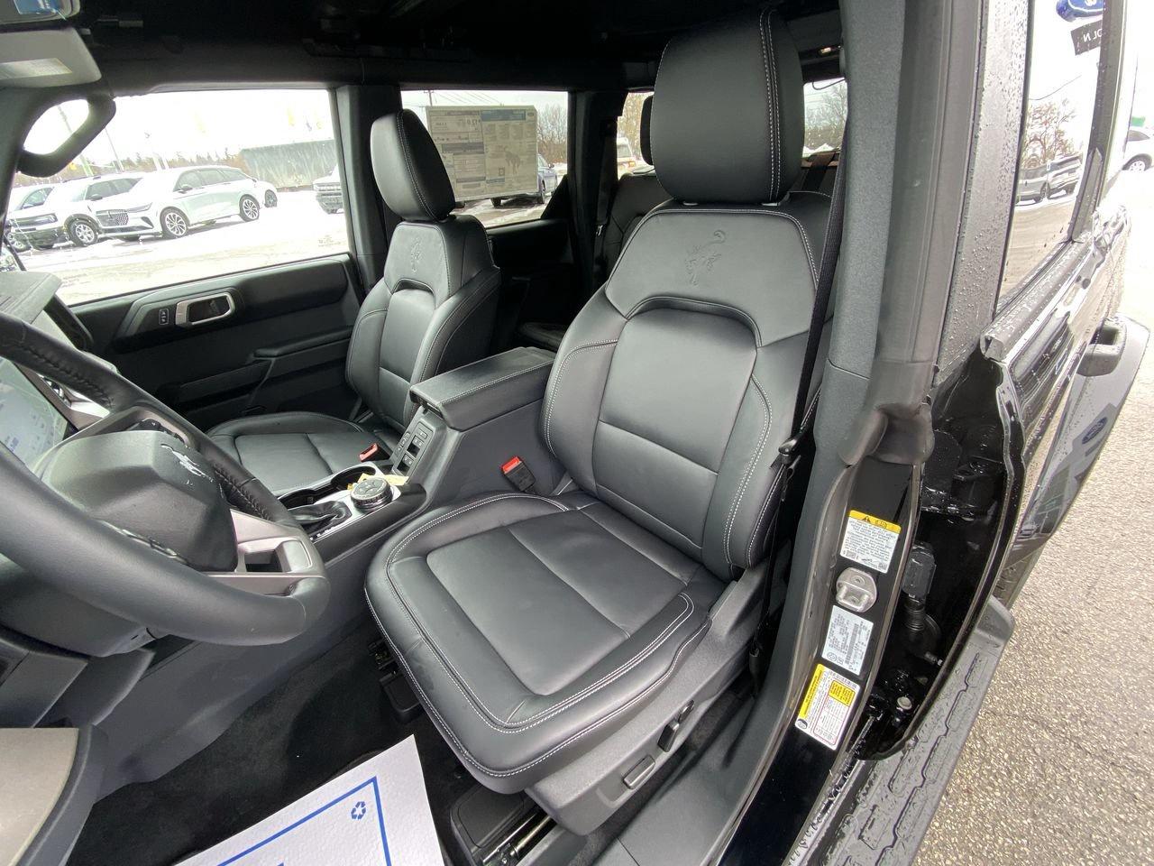 2026 Ford Bronco 4 Door Outer Banks Photo