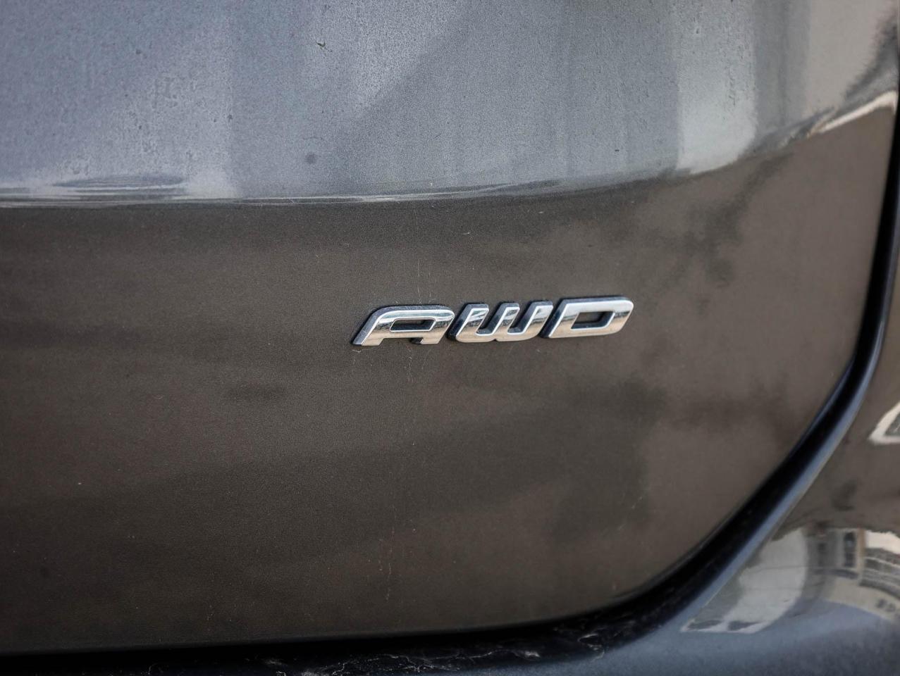 2024 Ford Edge TITANIUM 4DR ALL-WHEEL DRIVE Photo